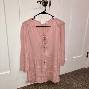 Maternity top. Small (4-6). Never been used.